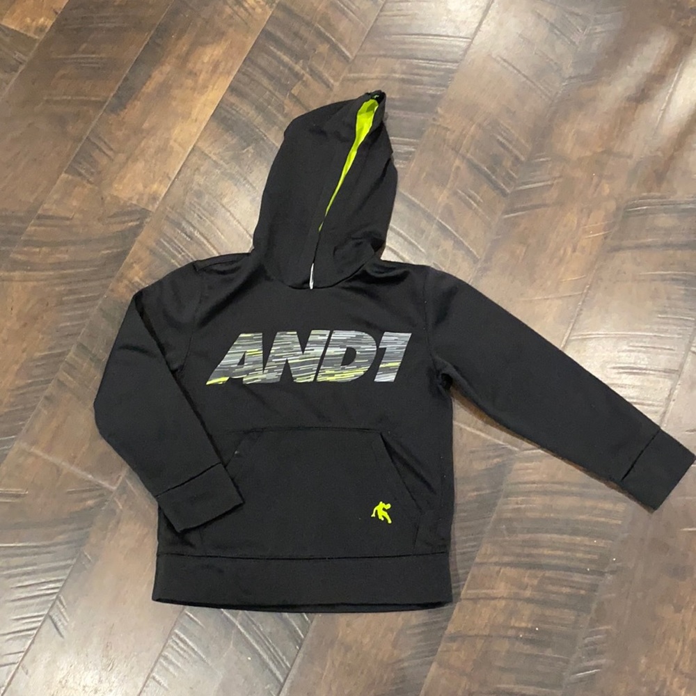 Boys hoodie sweatshirt size 6/7
